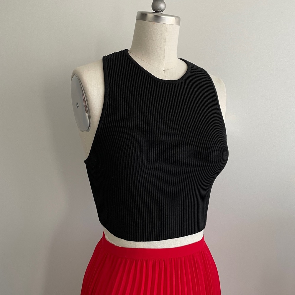 Babaton Sculpt Knit Top - M